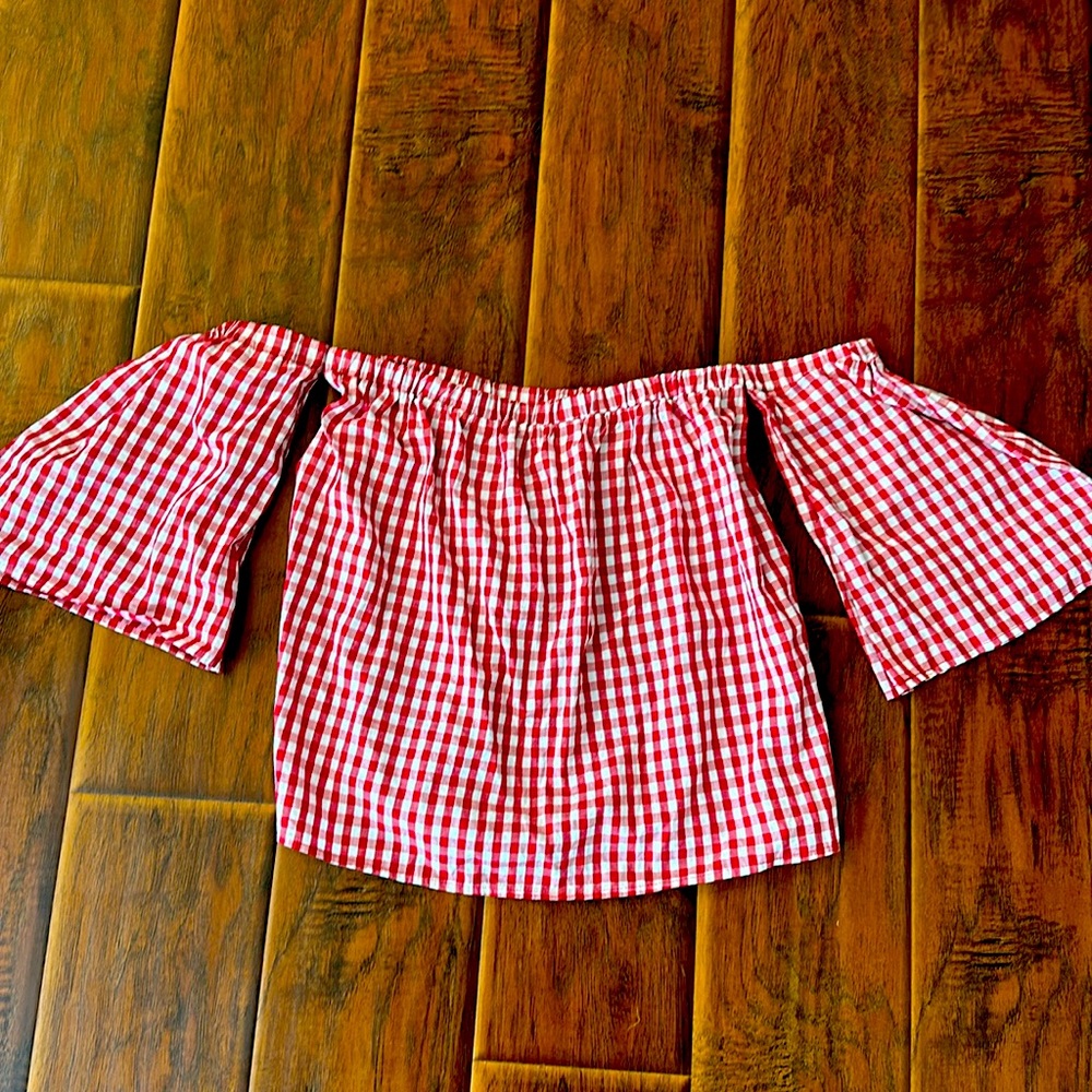 Checker print off shoulder Elan blouse